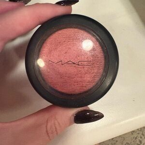 MAC Cosmetics Blush in Rosy Peach
